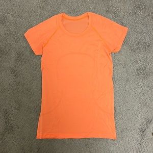 Lululemon swiftly tech